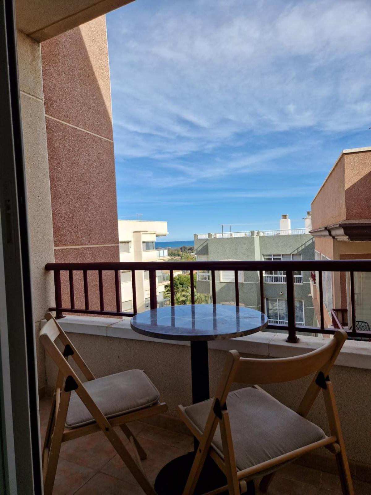 Appartement Bonito Piso Al Lado Del Mar! à La Mariña Extérieur photo